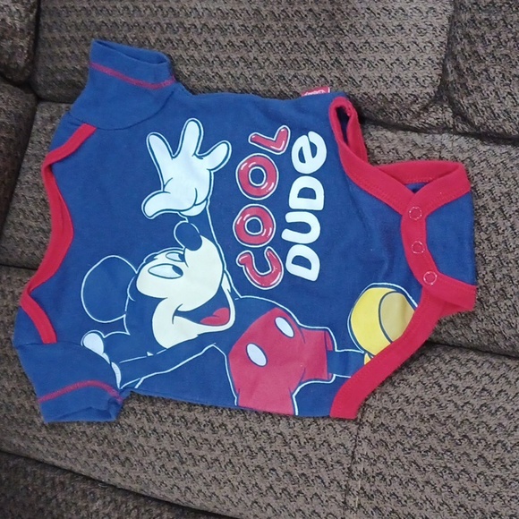 Name Brand 0-3 month clothing lot - Picture 7 of 13